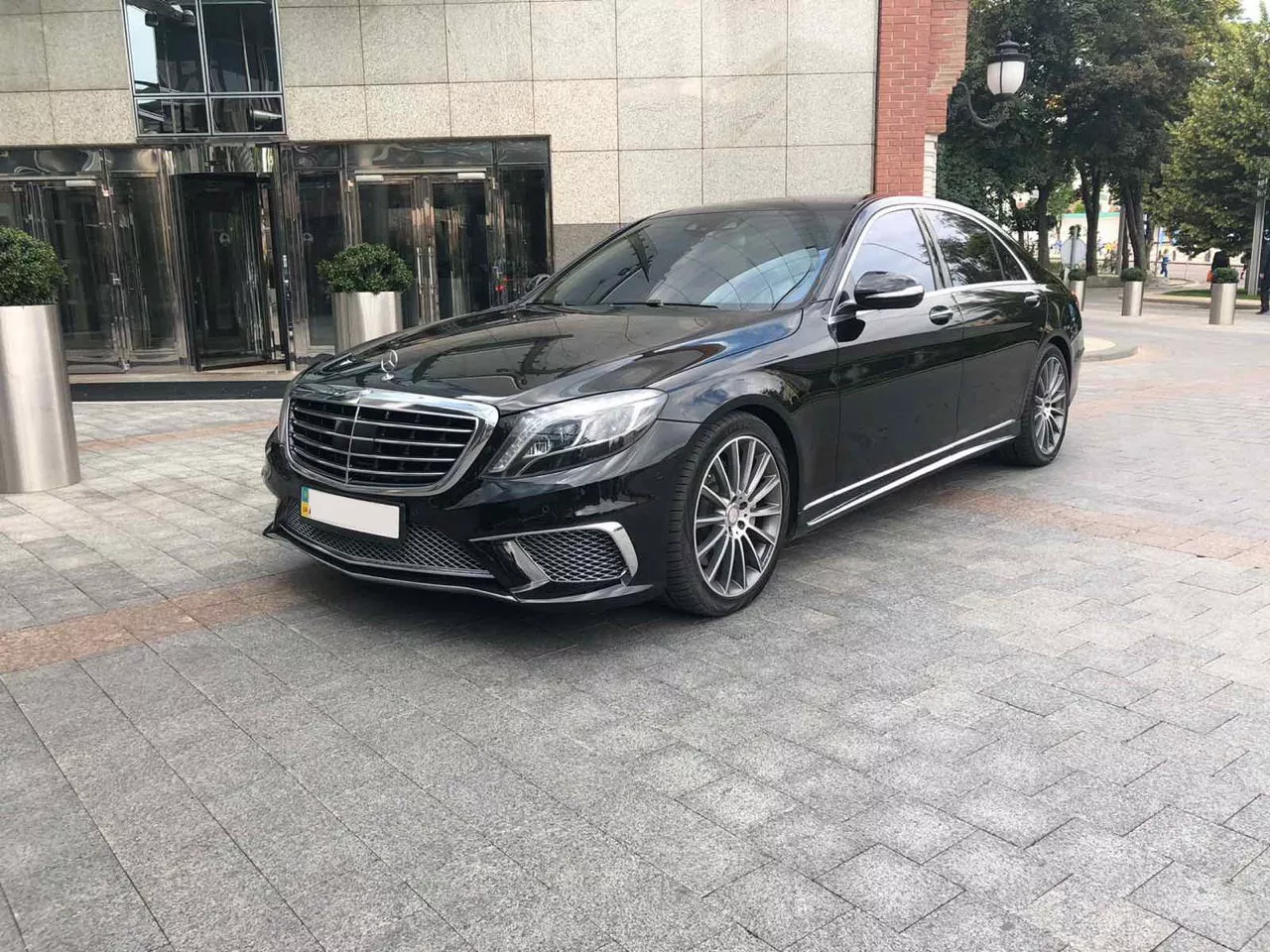 Mercedes-Benz S 500