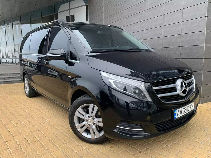 Mercedes-Benz V250 4MATIC